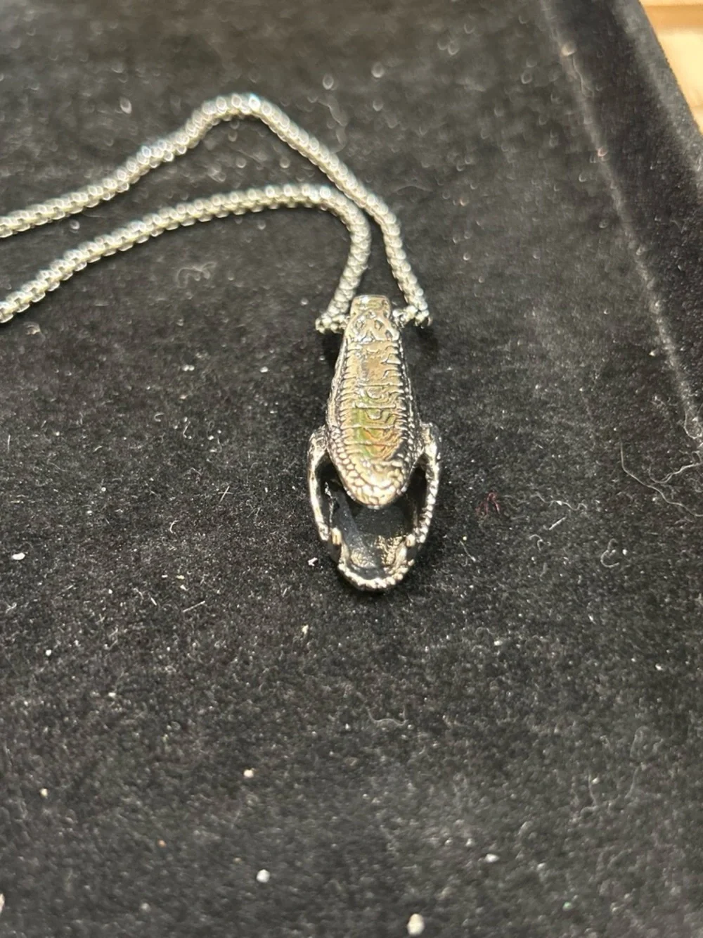 Unisex silver color necklace with snake pendant